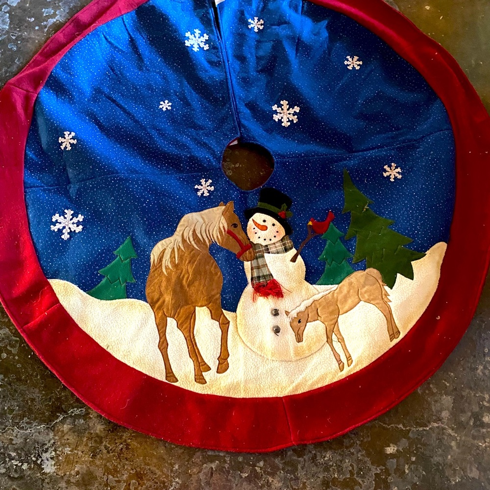 Western tree skirt